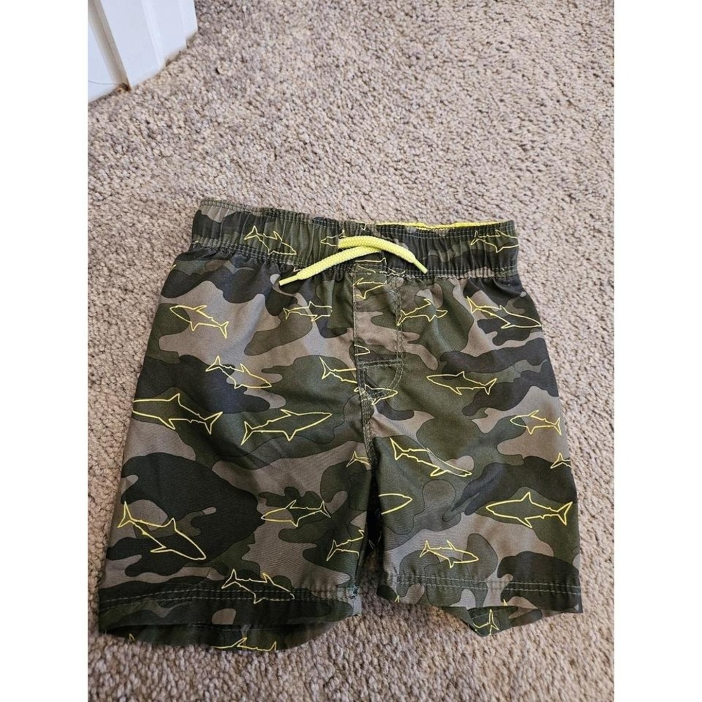 Old navy baby boy swim trunks 18-24‎ mos